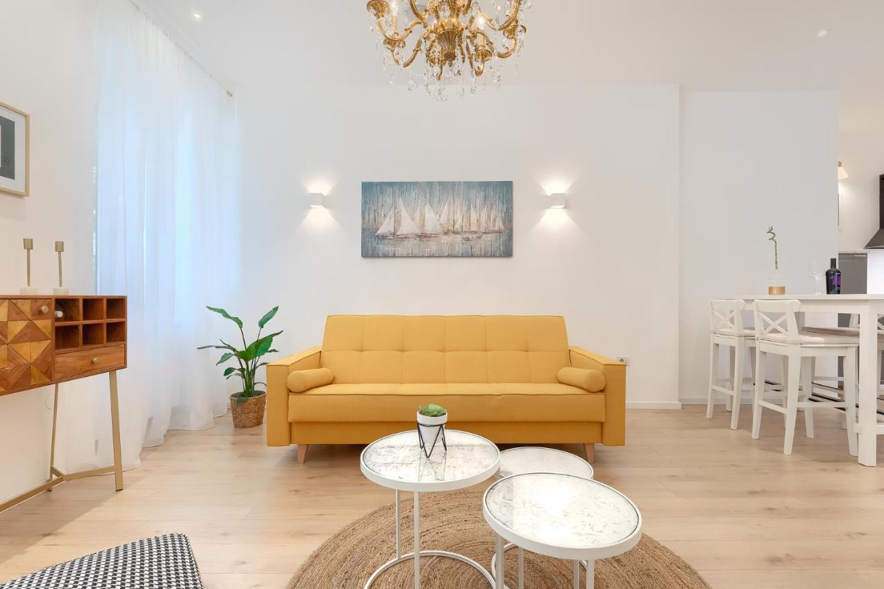 Calafati Apartment With Free Private Parking Fiume Kültér fotó