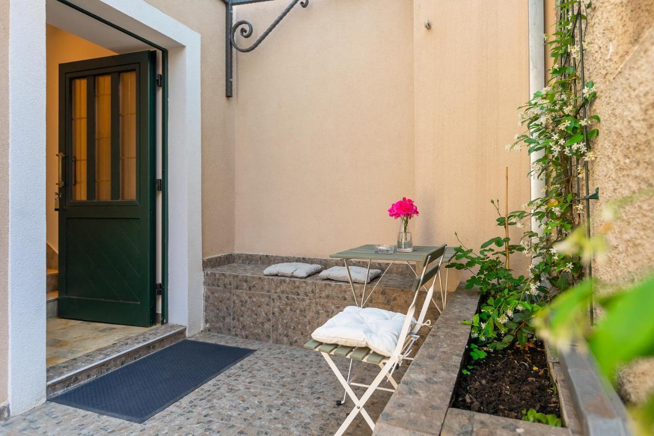 Calafati Apartment With Free Private Parking Fiume Kültér fotó